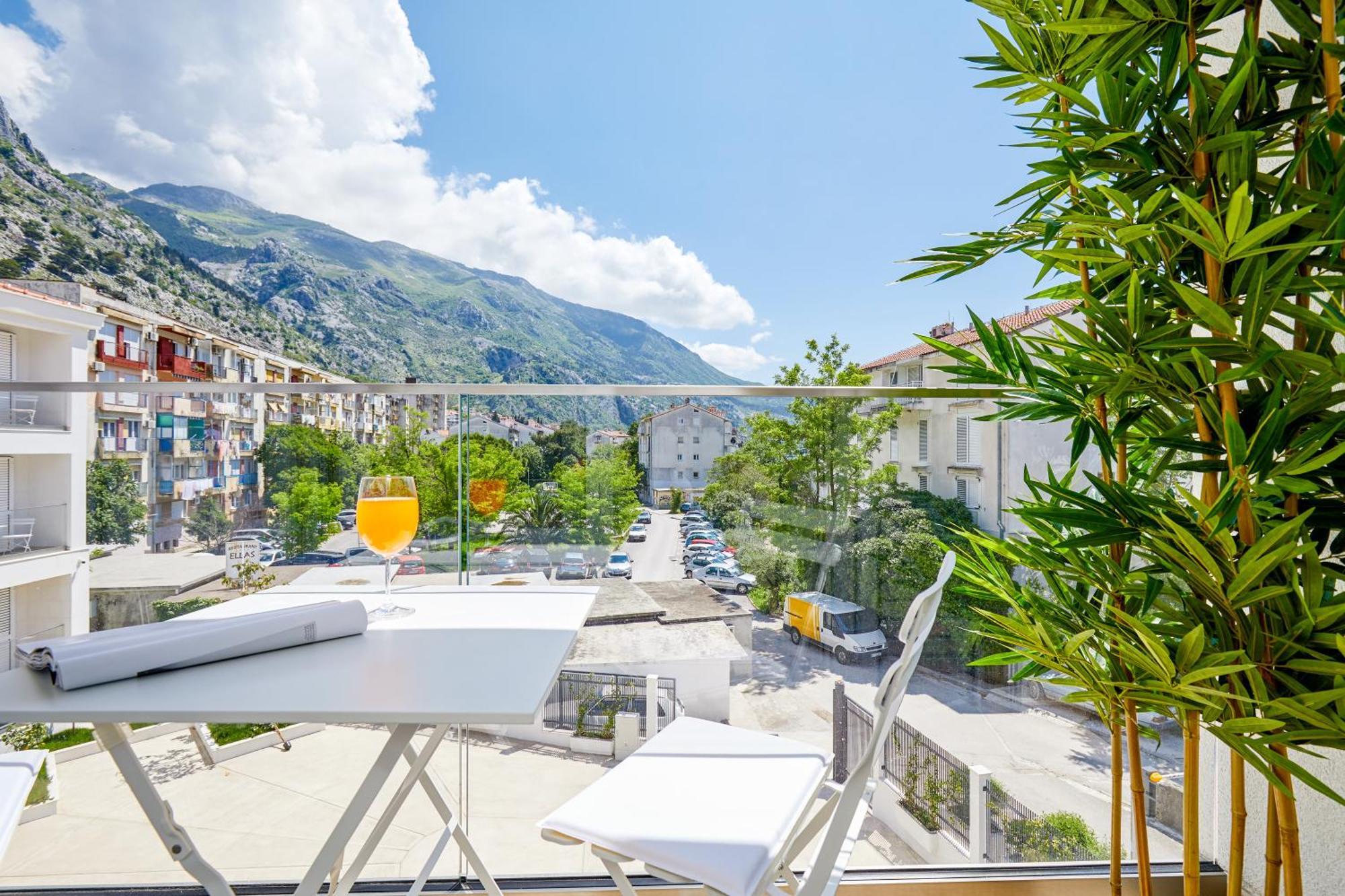 Maison W Kotor Eksteriør billede