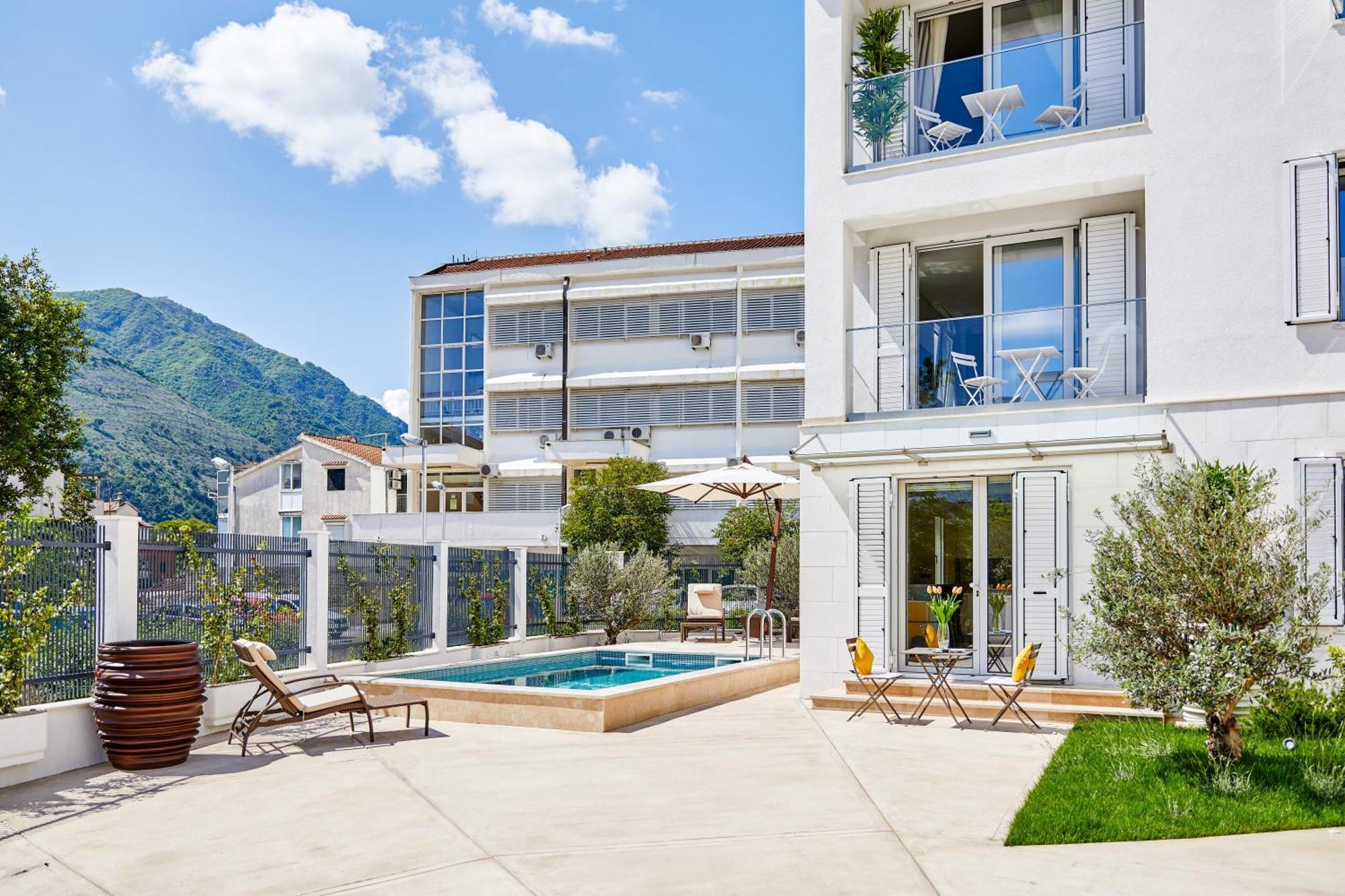 Maison W Kotor Eksteriør billede